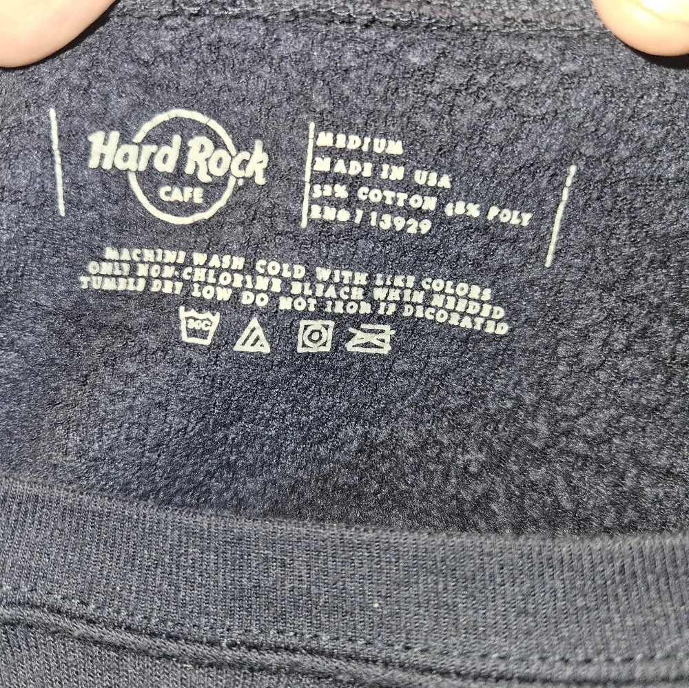 Hard Rock Las Vegas Womans Cropped Long Sleeve Sweatshirt Size M - Picture 9 of 10